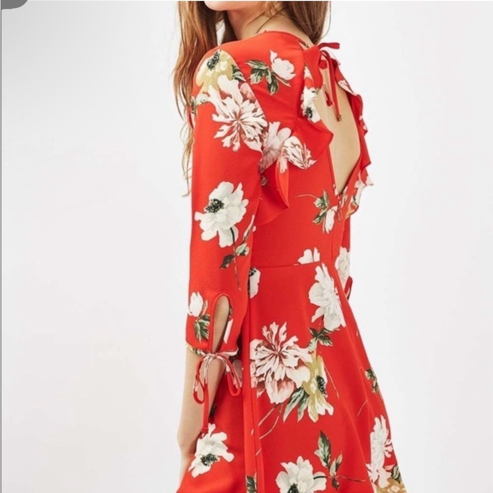 Topshop Red Puff Sleeve Fit and Flare Dress NWOT Size 4